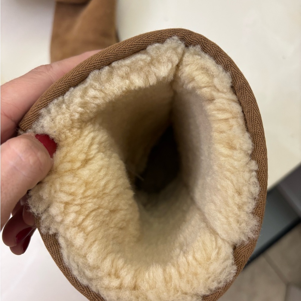 UGG Shearling Boots in Tan - Picture 6 of 7